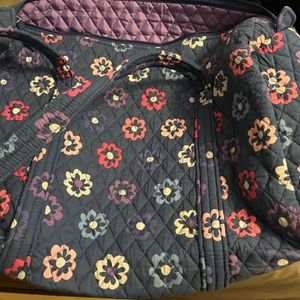 Vera Bradley EUC Ellie flowers small duffle